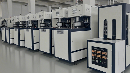 آلة نفخ الزجاجة شبه التلقائية