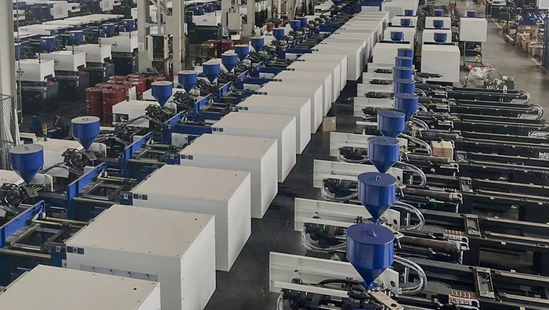 آلة صب الحقن